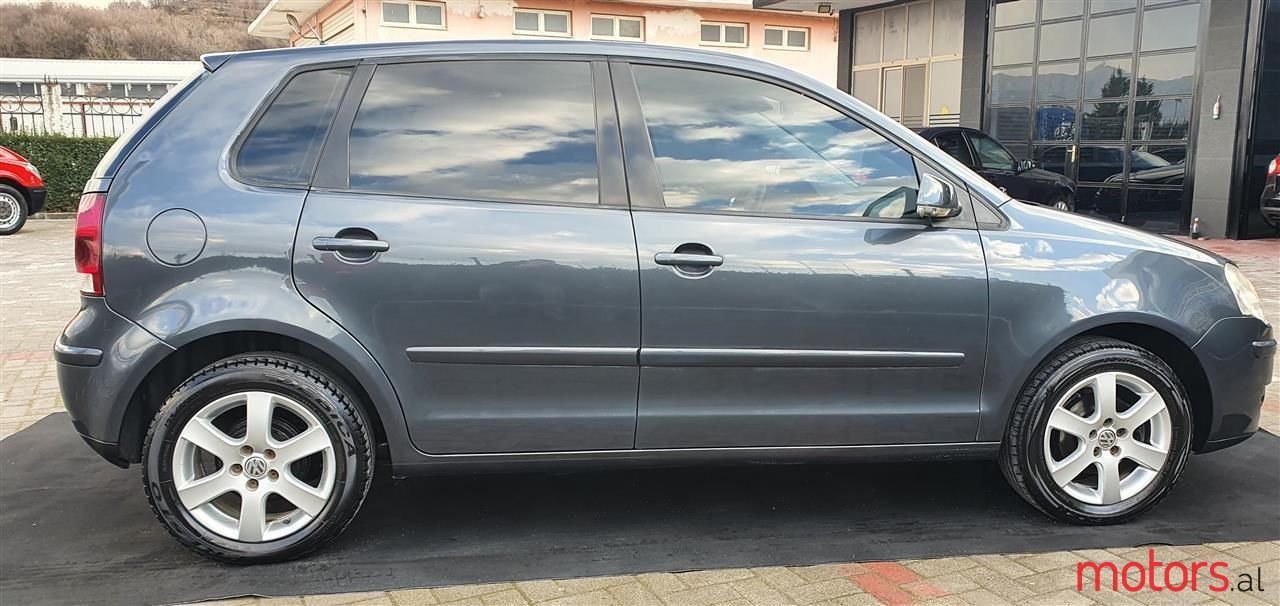 2006' Volkswagen Polo photo #5