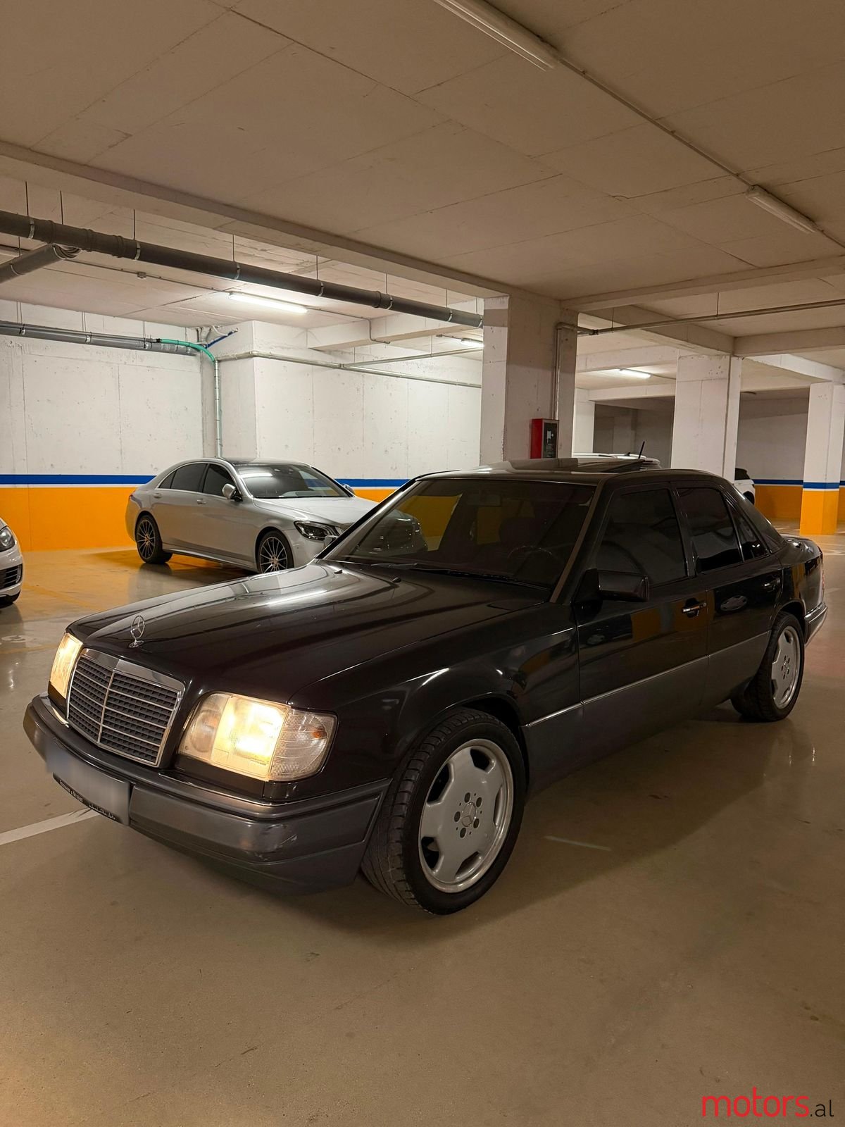1994' Mercedes-Benz E 200 photo #1