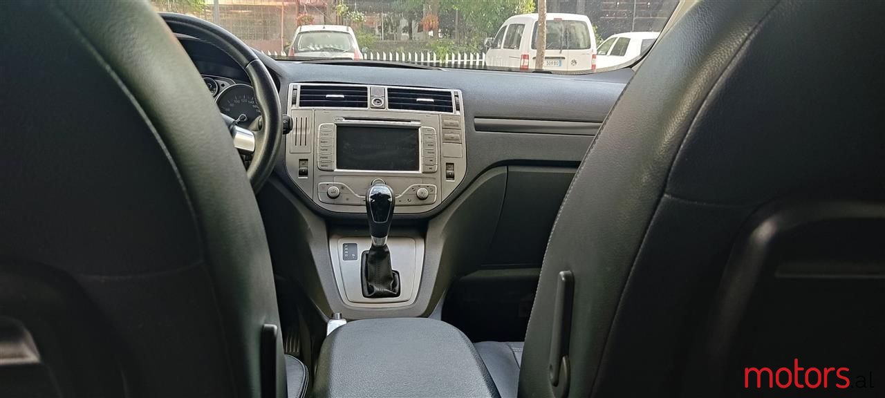 2011' Ford Kuga photo #2