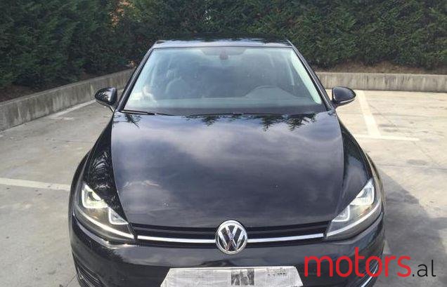 2013' Volkswagen Golf photo #1