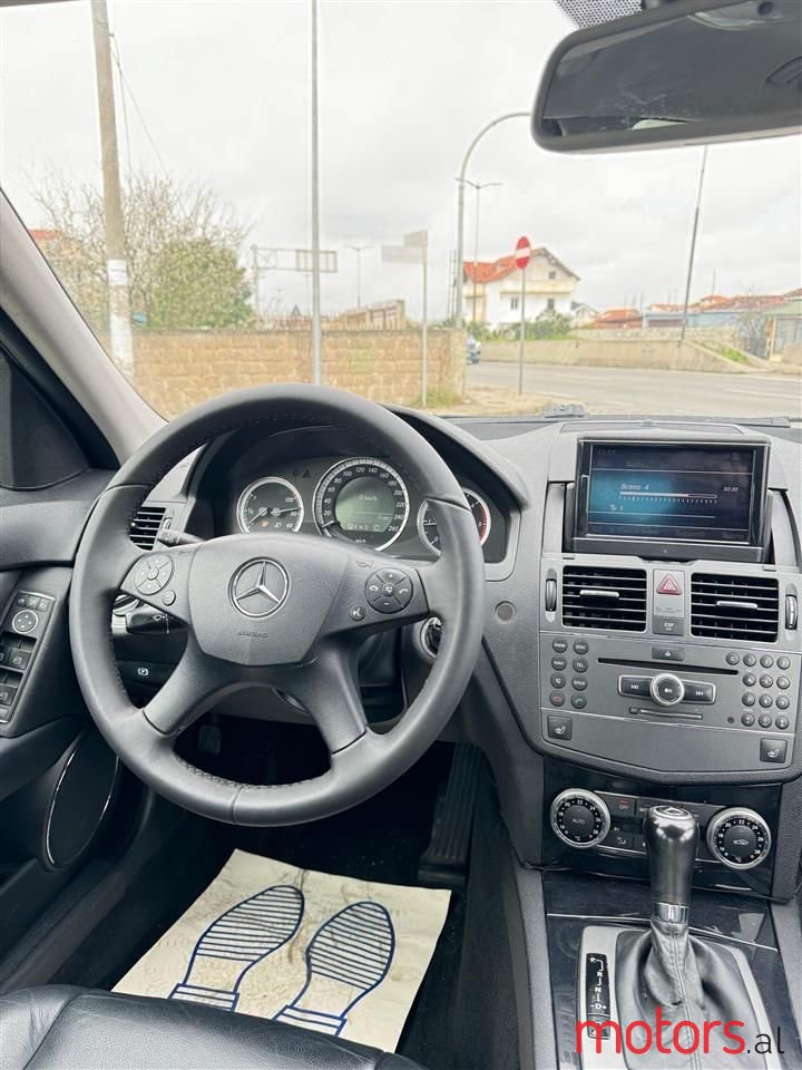 2009' Mercedes-Benz C 220 photo #4