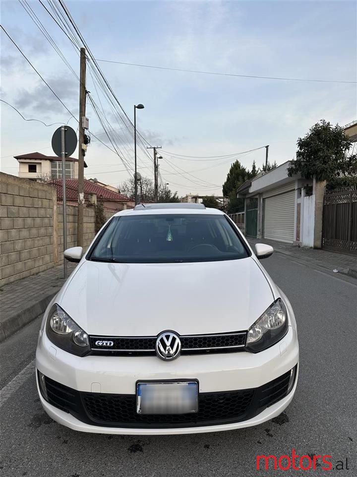 2013' Volkswagen Golf photo #3