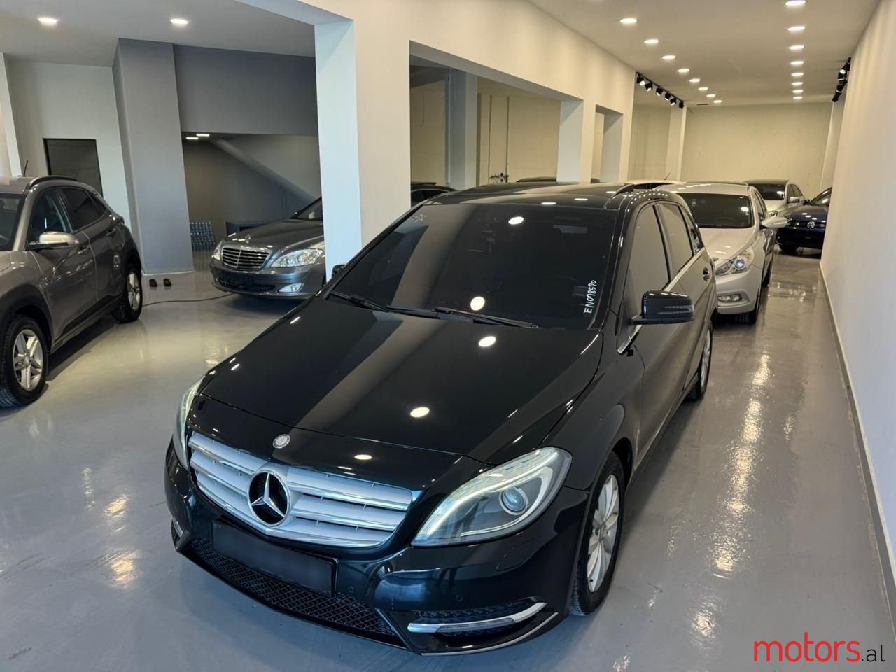 2014' Mercedes-Benz B 200 photo #1