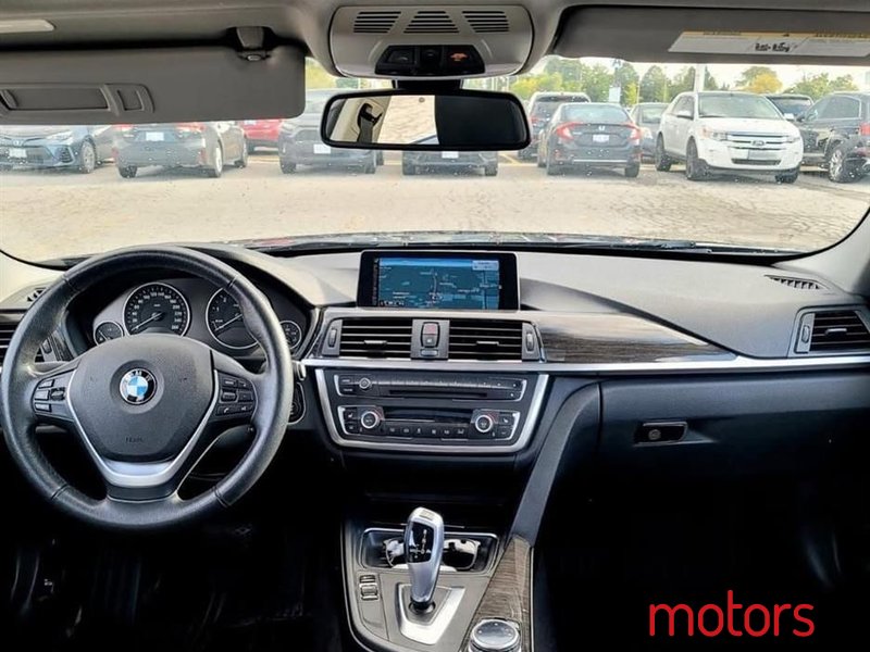 2015' BMW 3 Series photo #6