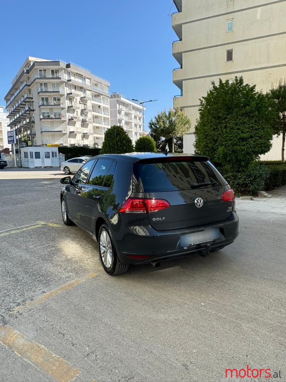 2015' Volkswagen Golf photo #4