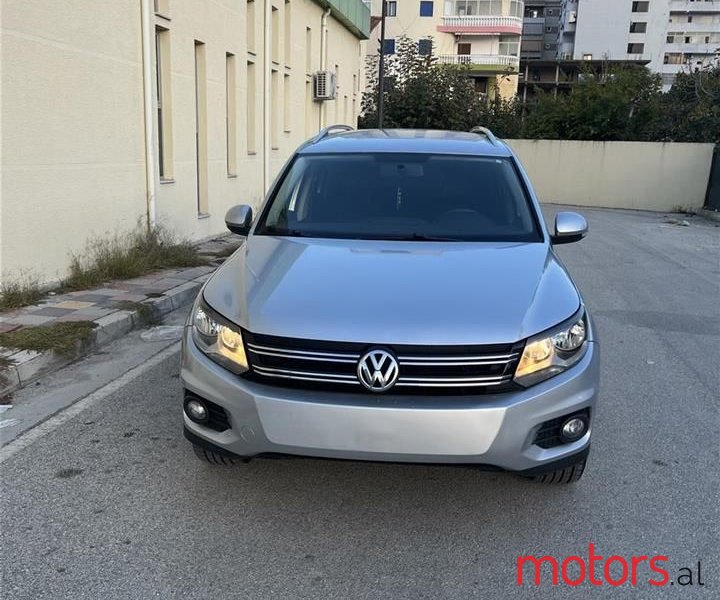 2014' Volkswagen Tiguan photo #6