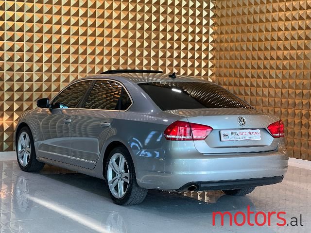 2014' Volkswagen Passat photo #3