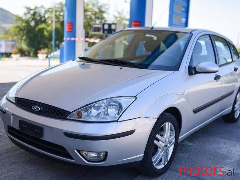 2004' Ford Focus photo #1