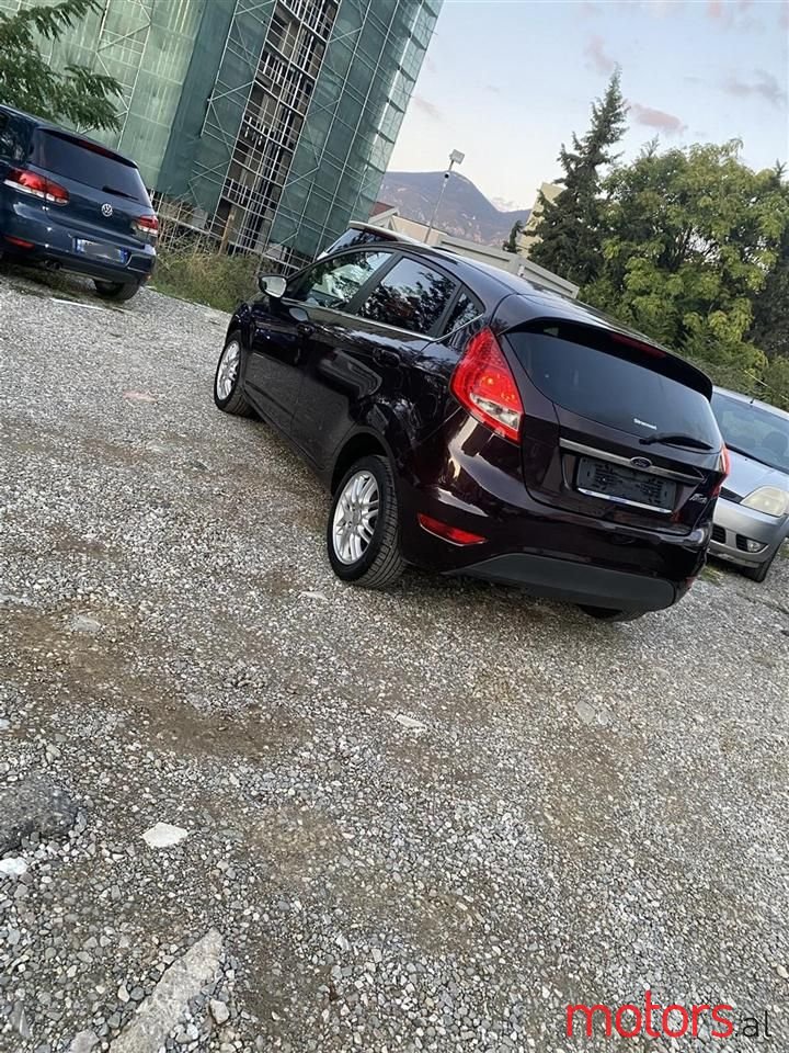 2010' Ford Fiesta photo #5