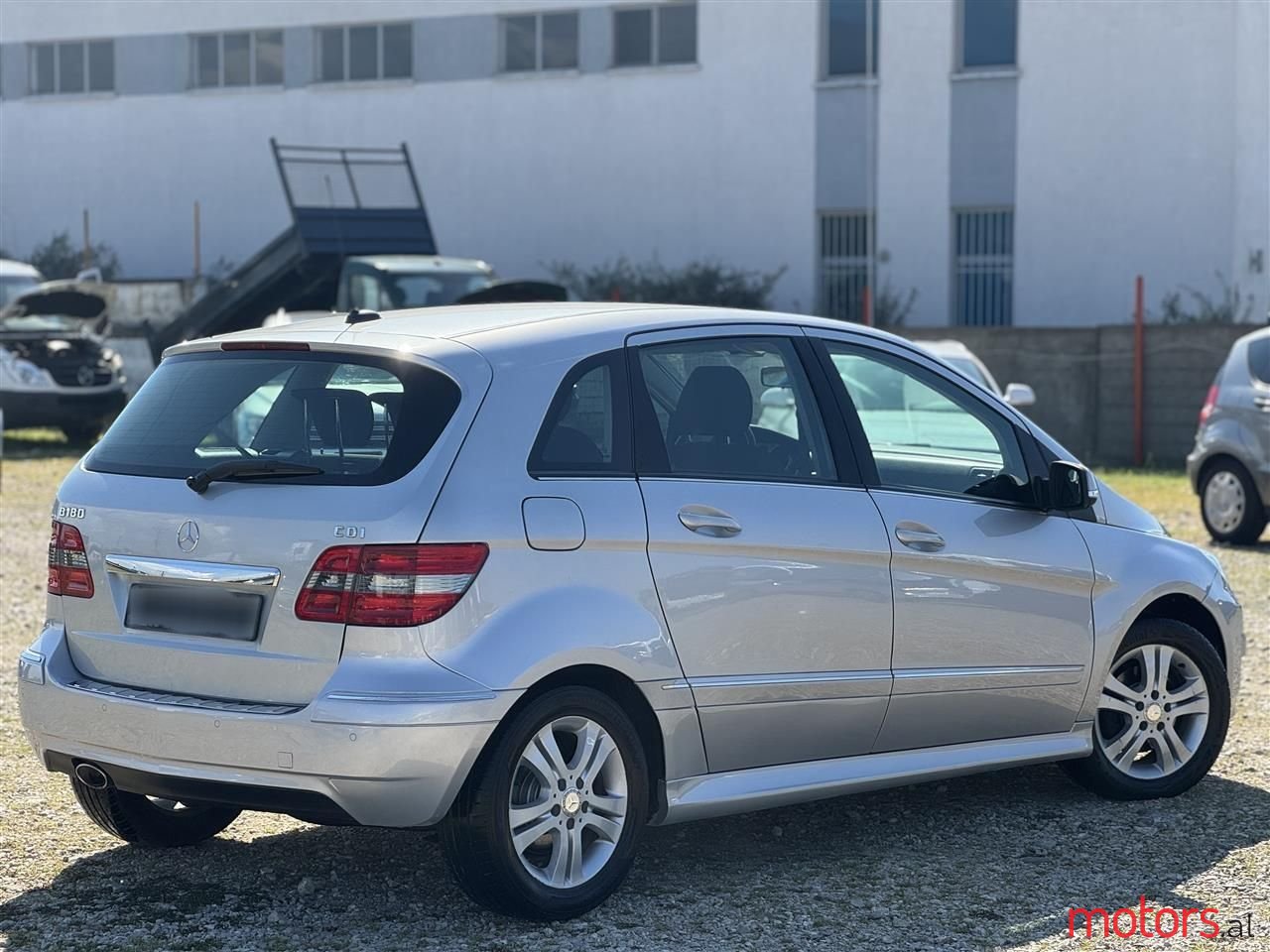 2009' Mercedes-Benz B 180 photo #4