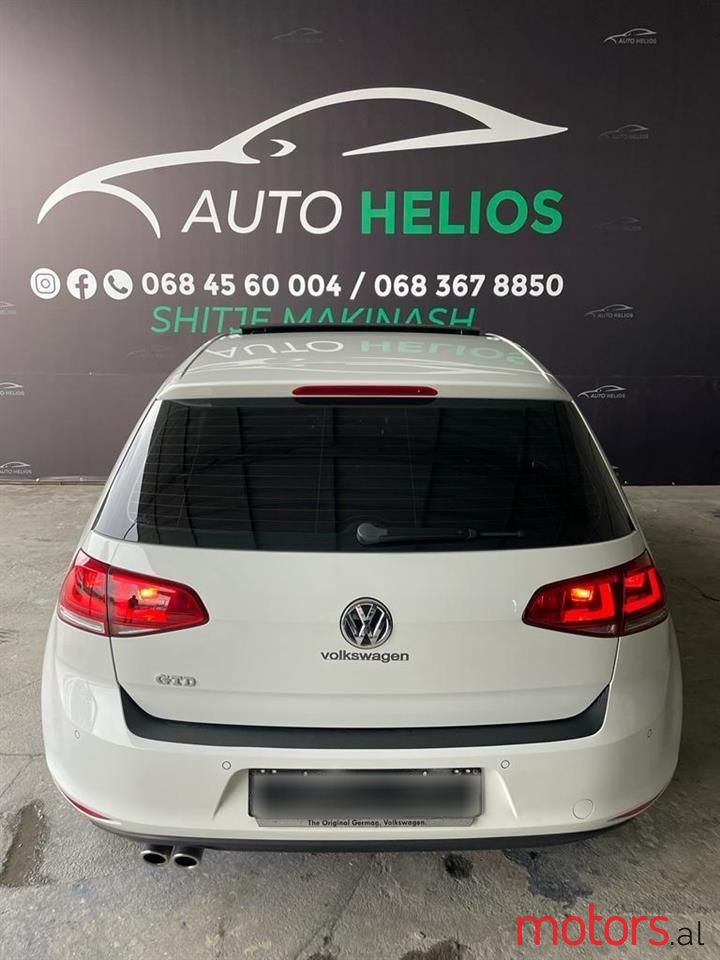 2015' Volkswagen Golf photo #3