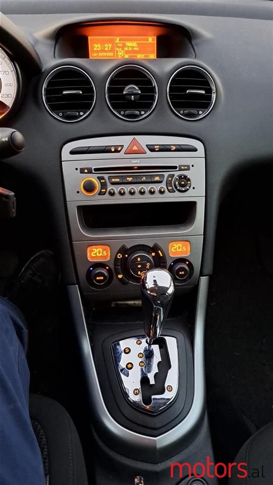 2009' Peugeot 308 photo #2