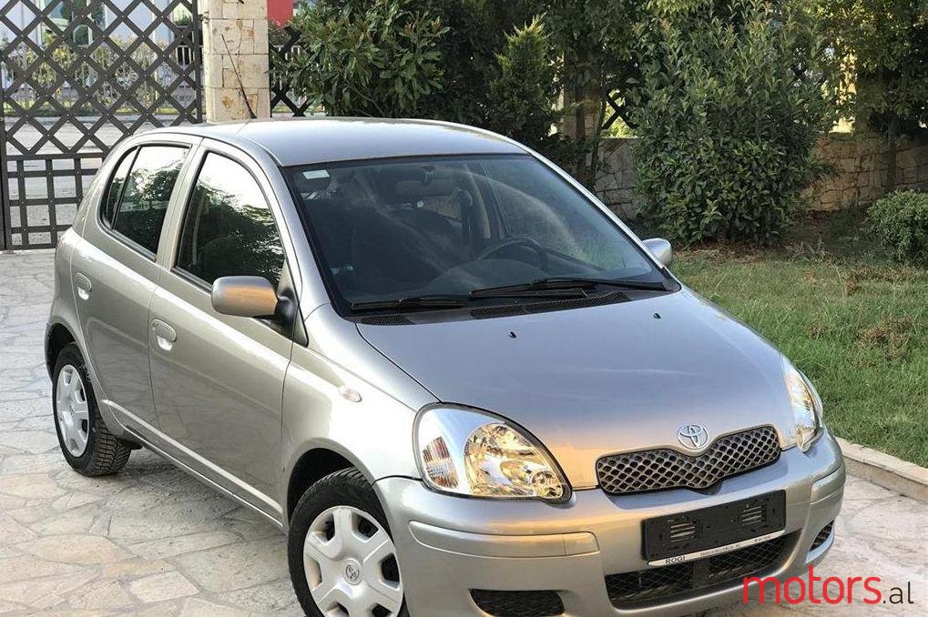 2004' Toyota Yaris photo #1