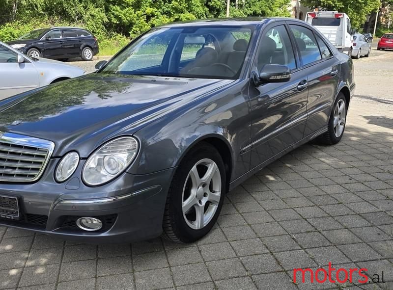 2007' Mercedes-Benz E 280 photo #1