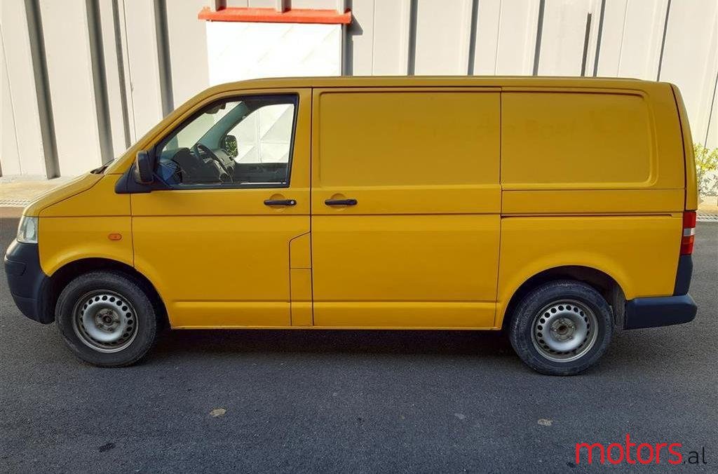 2005' Volkswagen T5 Transporter photo #1