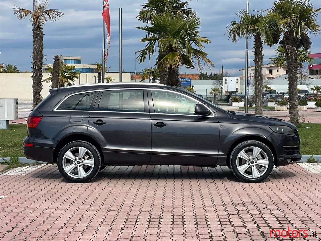 2008' Audi Q7 photo #4