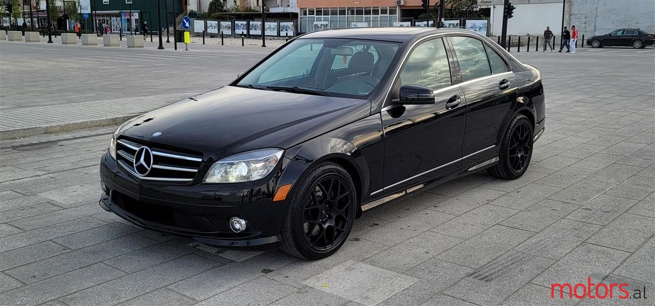 2010' Mercedes-Benz C 300 photo #3