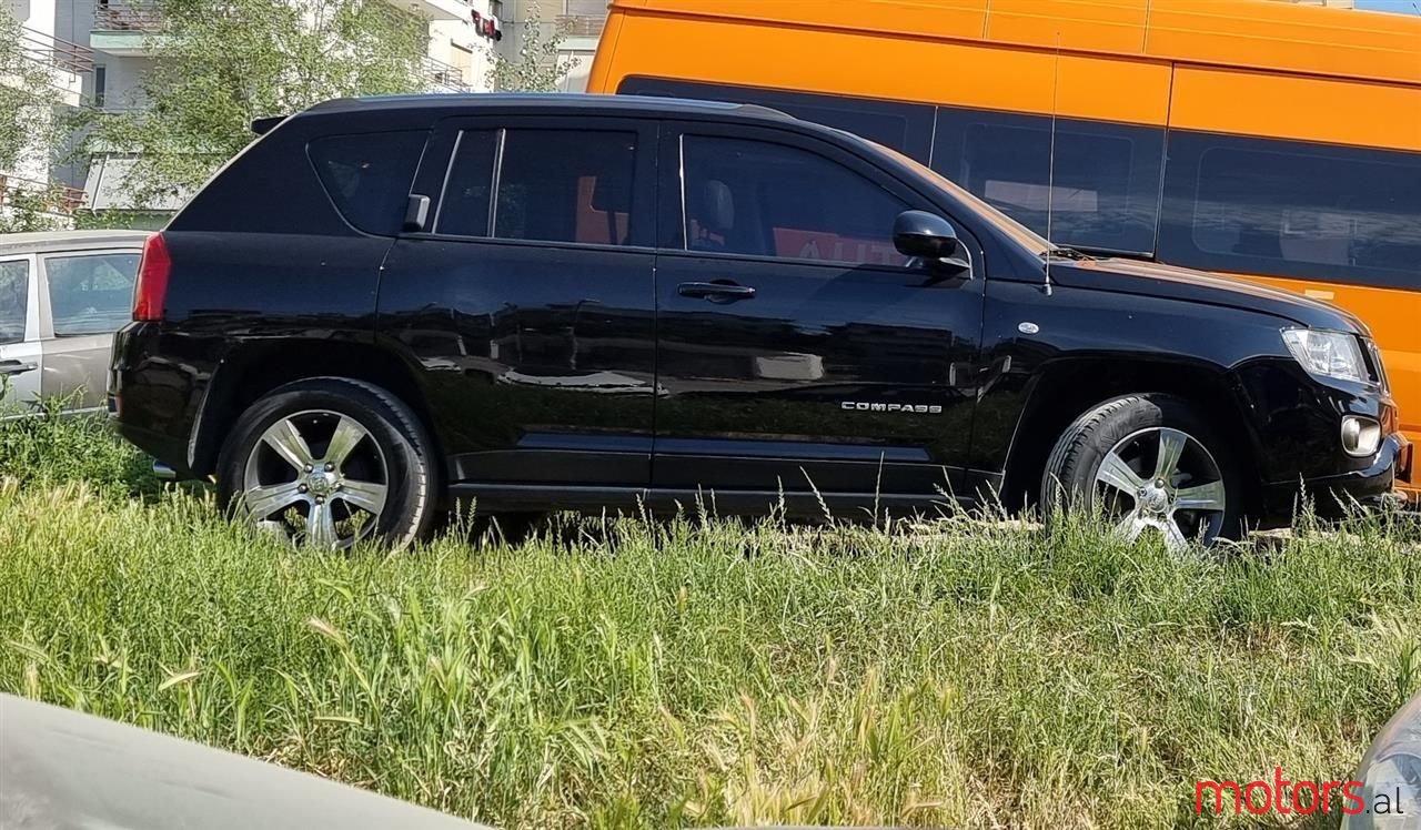 2016' Jeep Compass photo #1