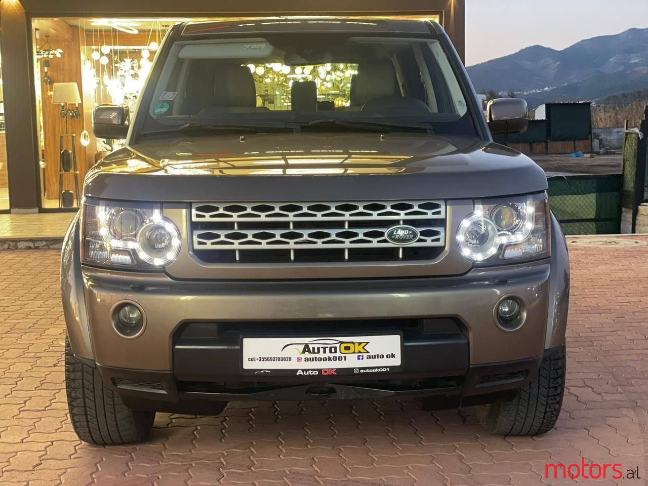 2011' Land Rover Discovery photo #4