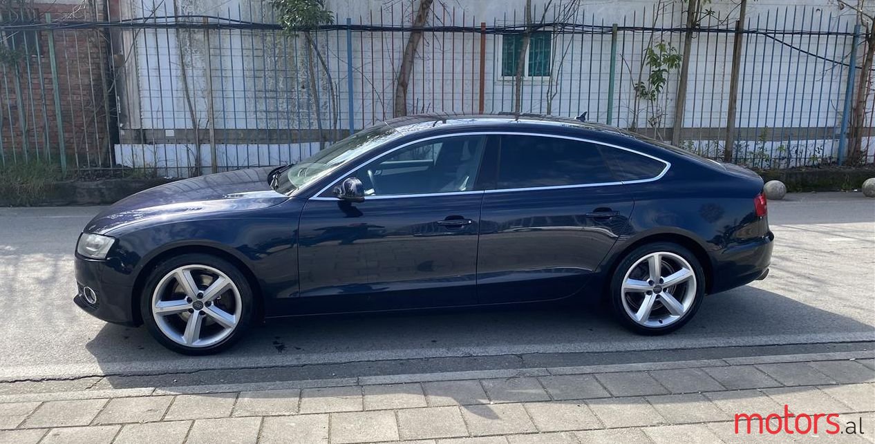 2010' Audi A5 photo #1