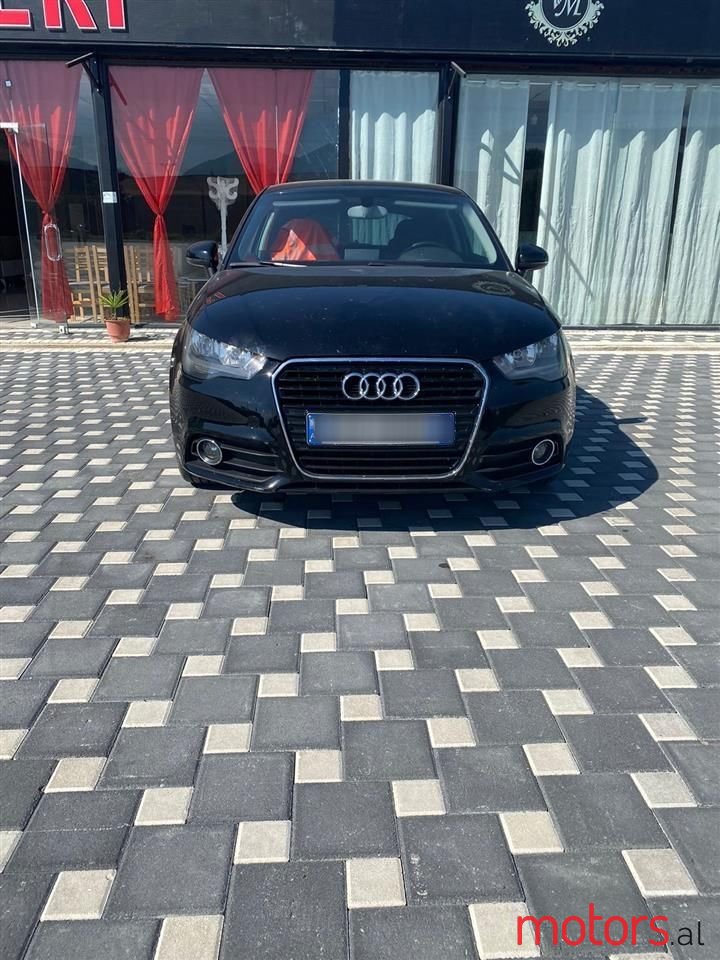 2010' Audi A1 photo #6