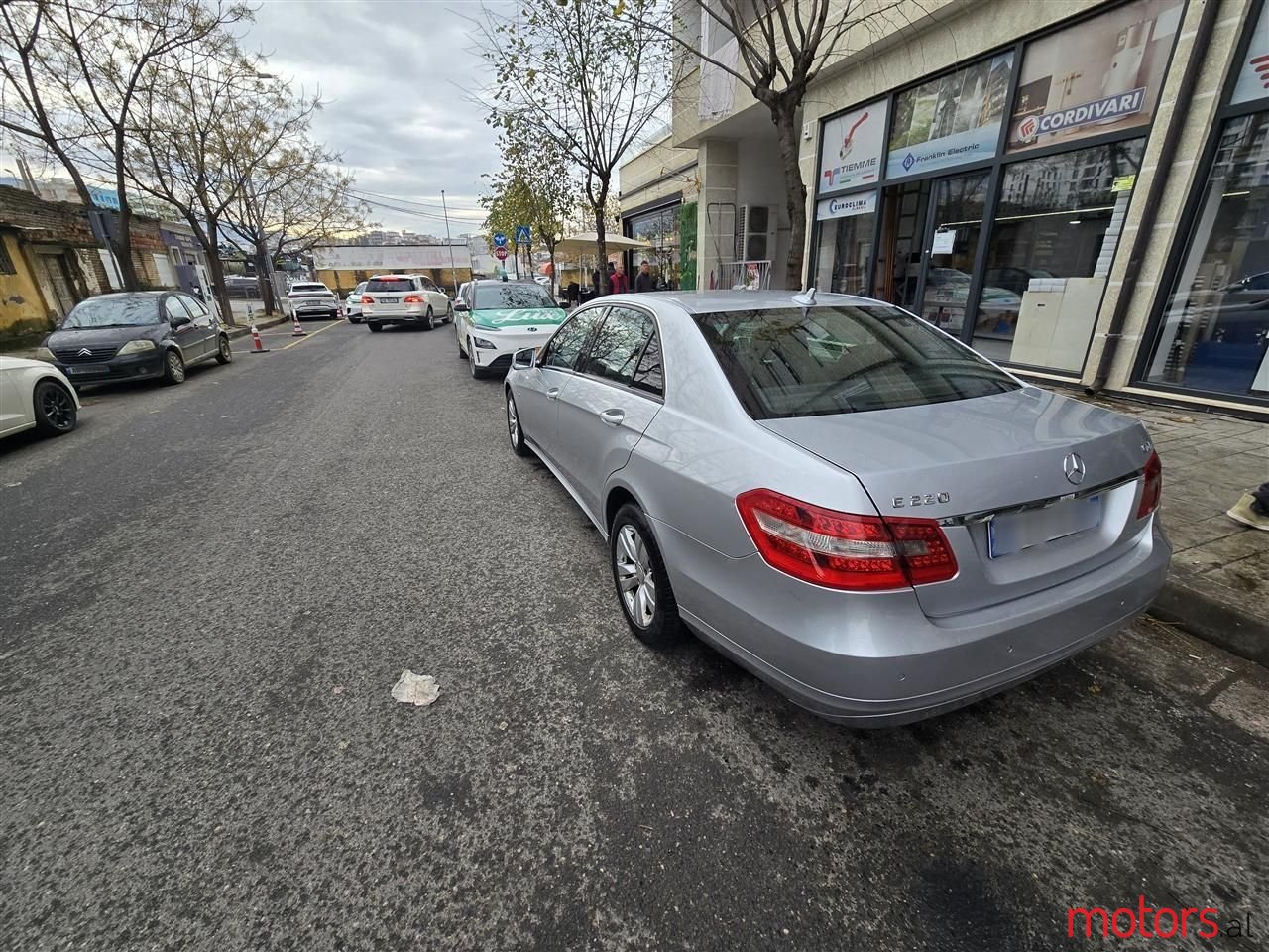 2010' Mercedes-Benz E 220 photo #4