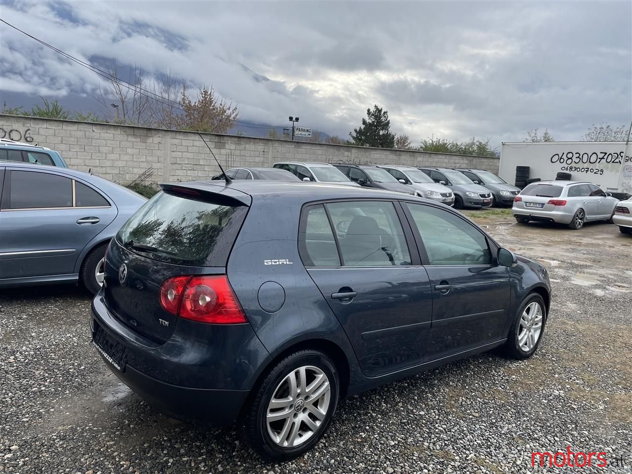 2006' Volkswagen Golf photo #4