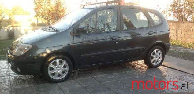 2001' Renault Scenic photo #1