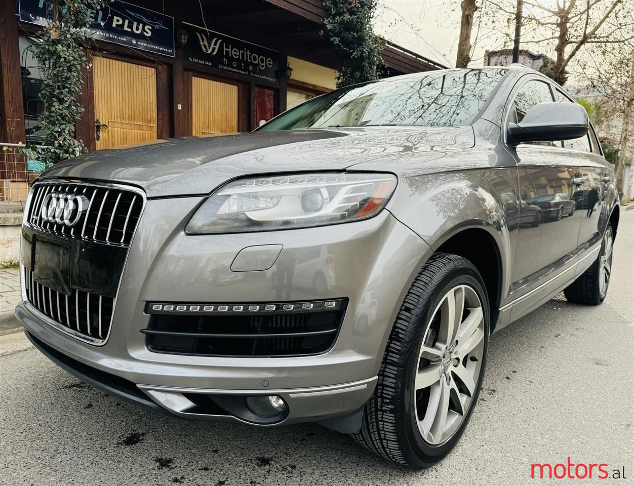 2010' Audi Q7 photo #6