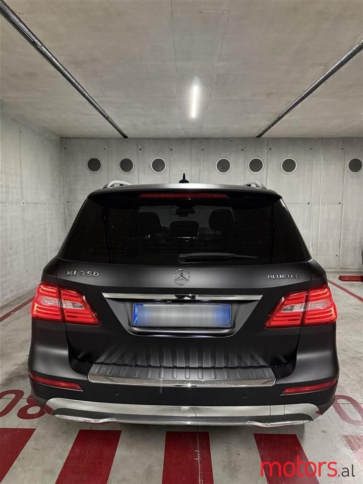 2012' Mercedes-Benz ML 350 photo #3