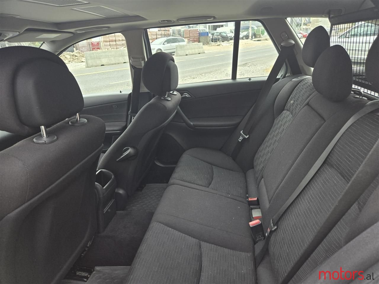 2006' Mercedes-Benz C 220 photo #2