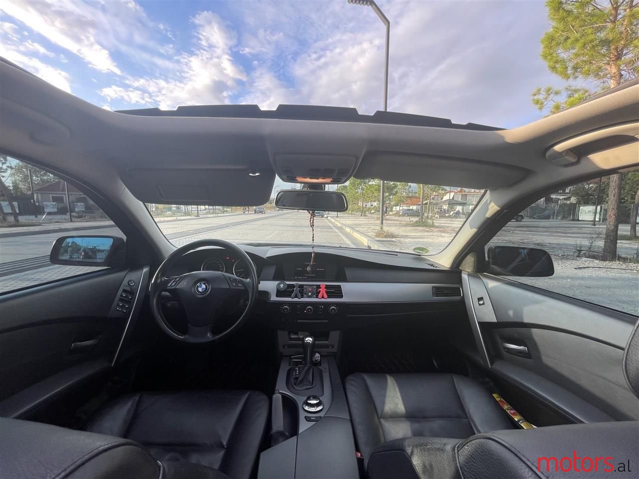 2005' BMW 525 photo #4