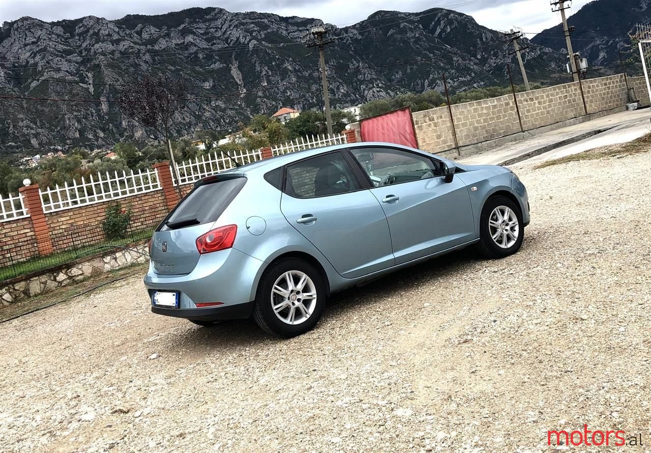 2010' SEAT Ibiza photo #6