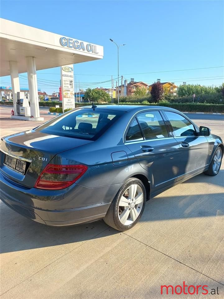 2008' Mercedes-Benz C 220 photo #3