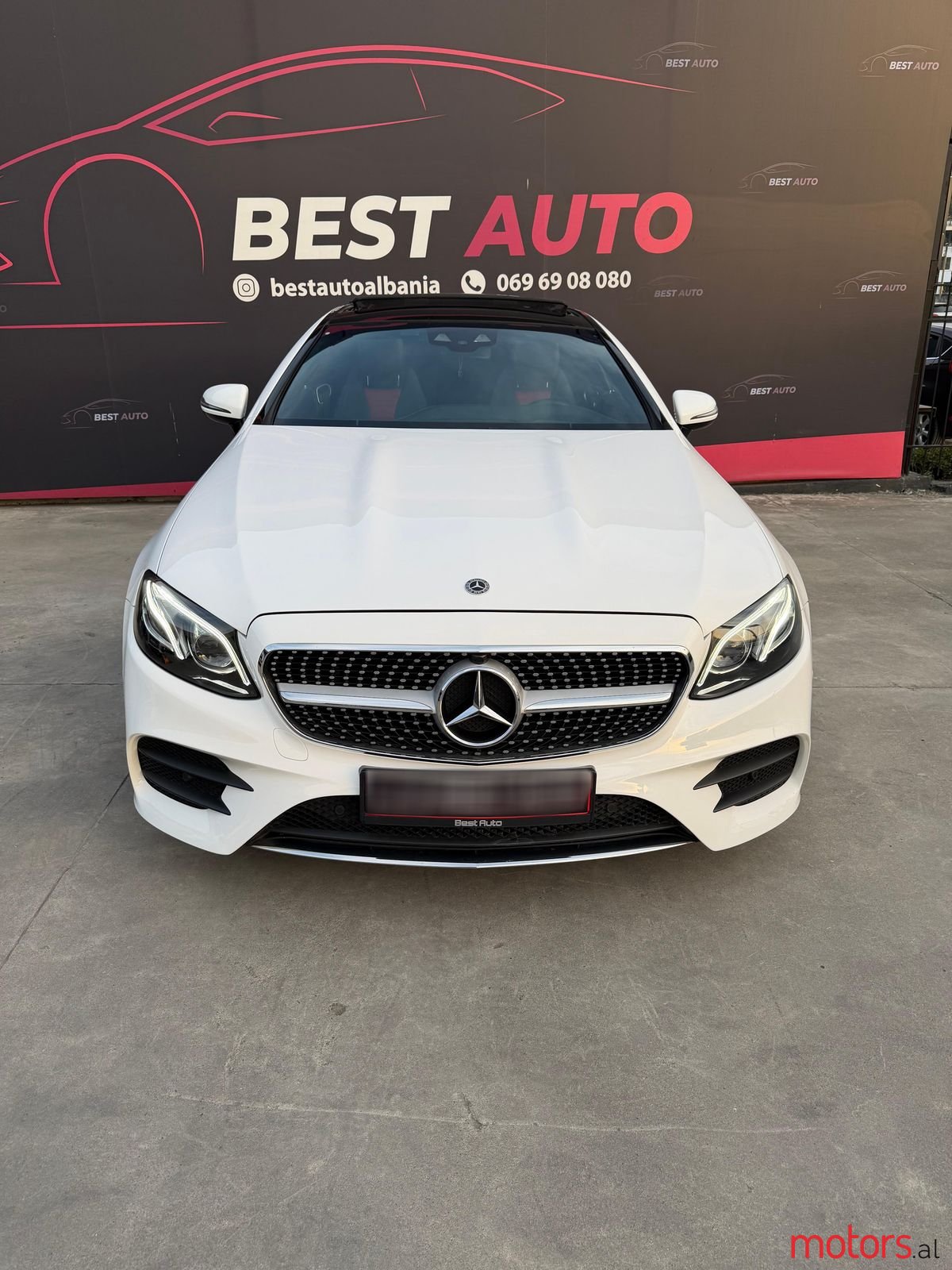 2017' Mercedes-Benz E 220 photo #2