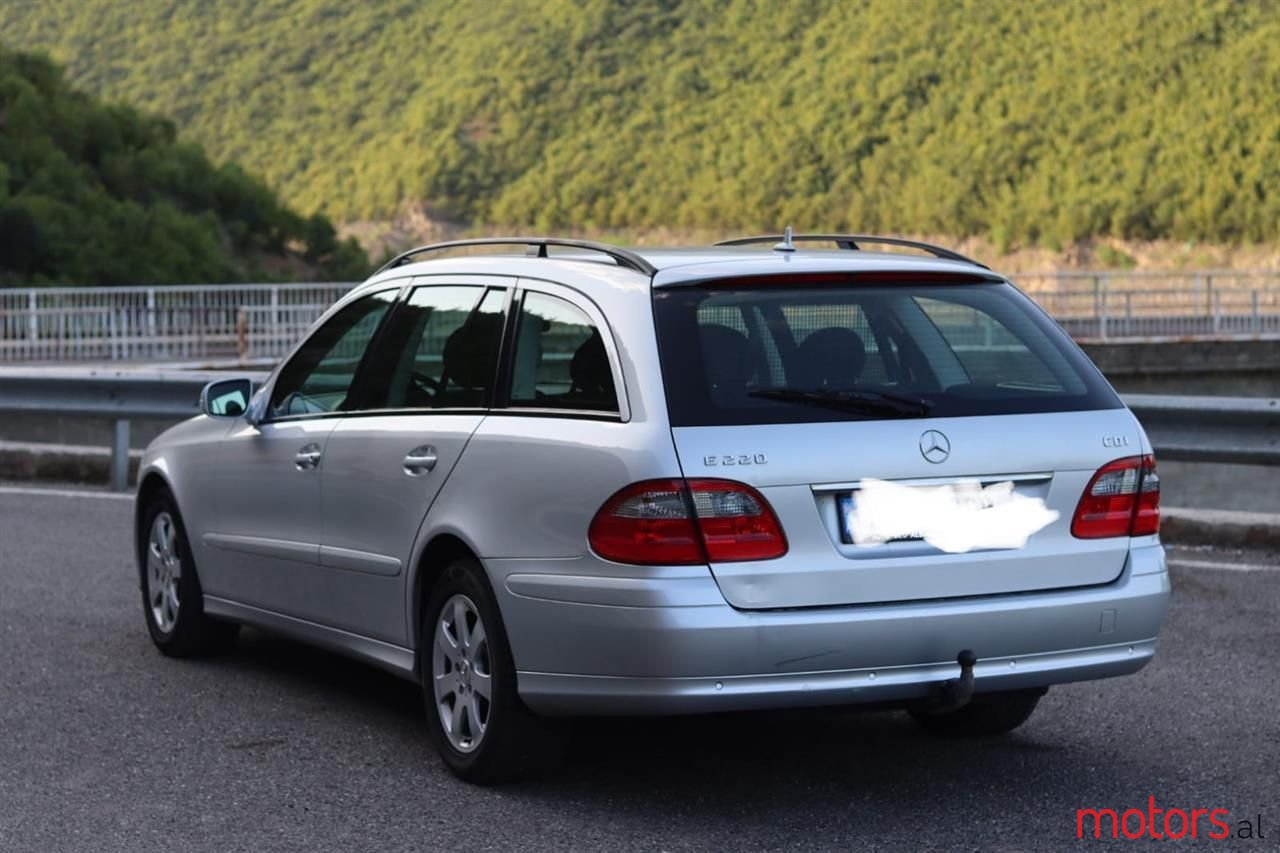 2007' Mercedes-Benz E 220 photo #6