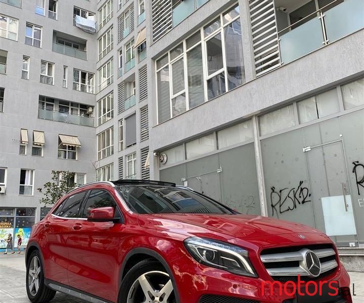 2015' Mercedes-Benz GLA 200 photo #1