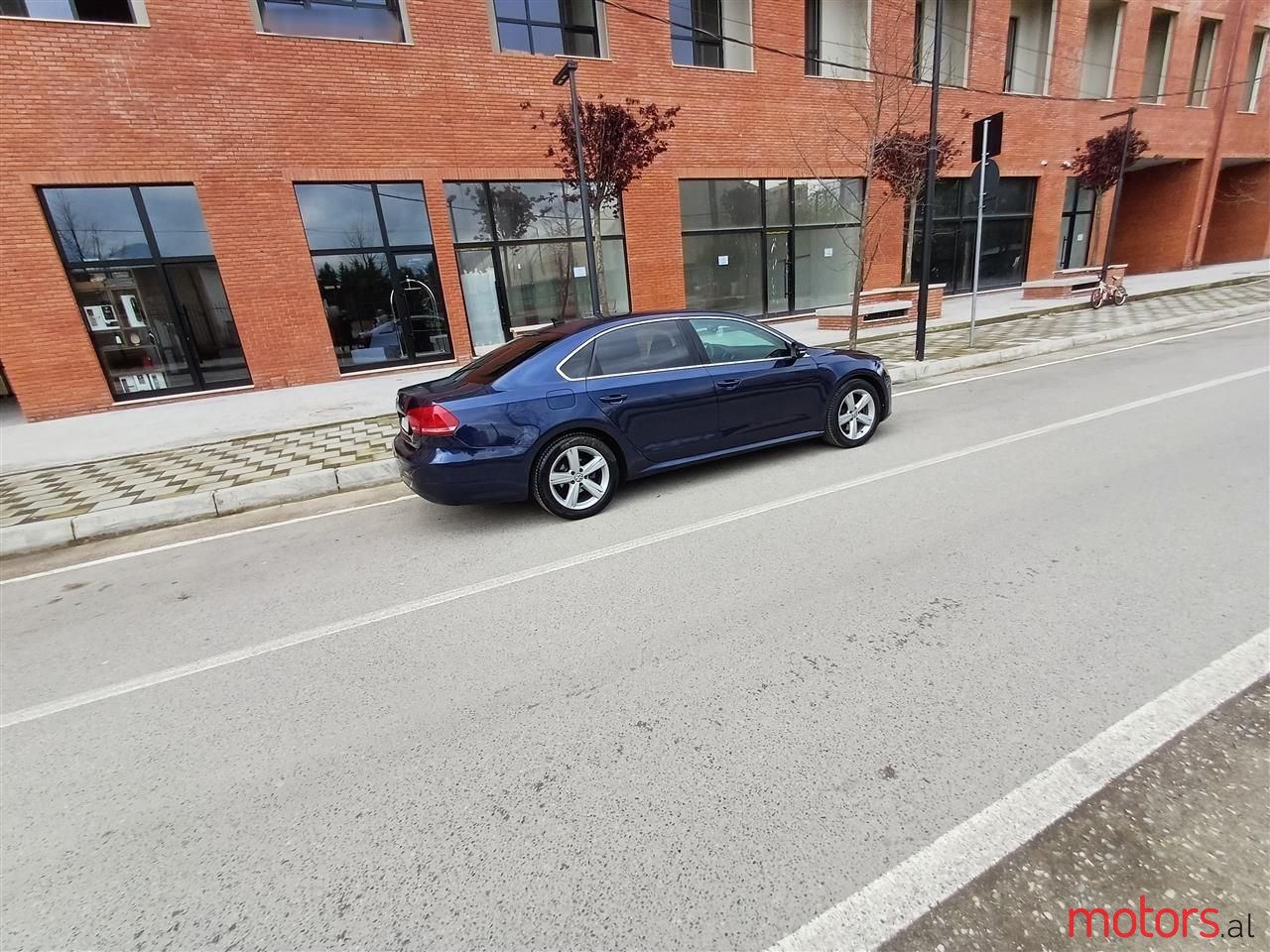 2013' Volkswagen Passat photo #5