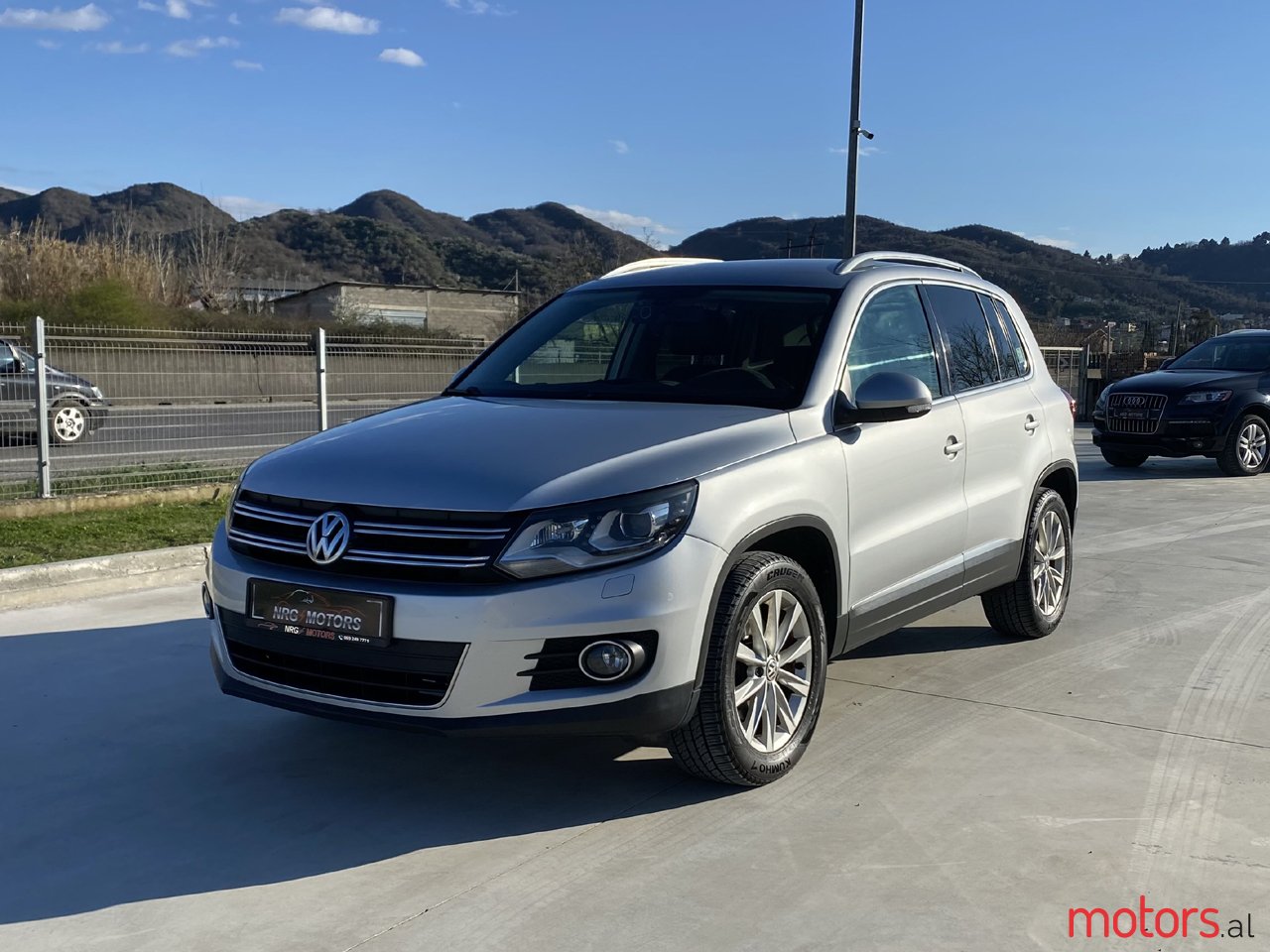 2014' Volkswagen Tiguan photo #1