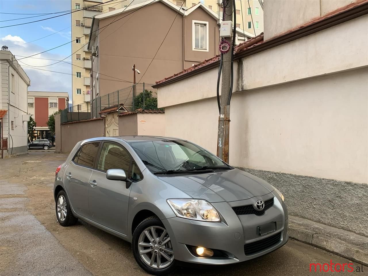 2008' Toyota Auris photo #2