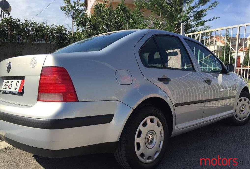 2001' Volkswagen Bora photo #2