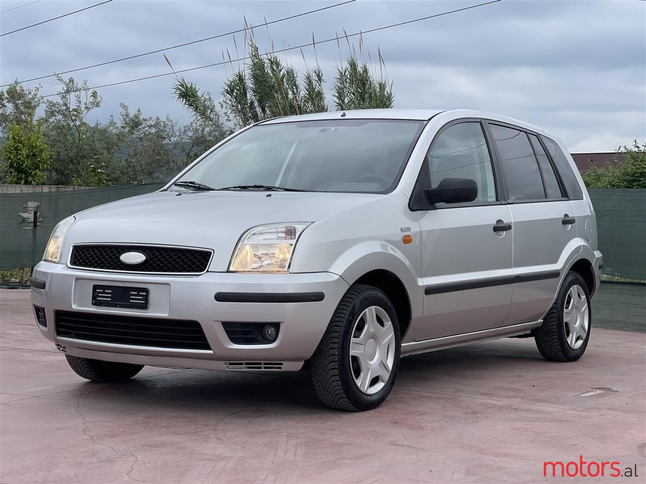 2004' Ford Fusion photo #1