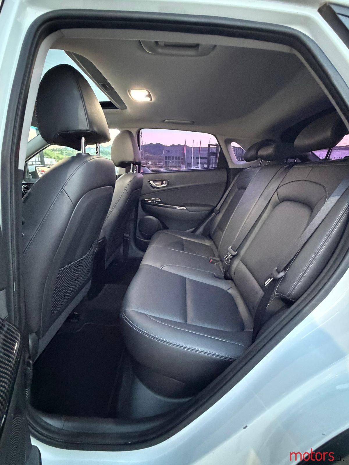 2017' Hyundai Kona photo #4