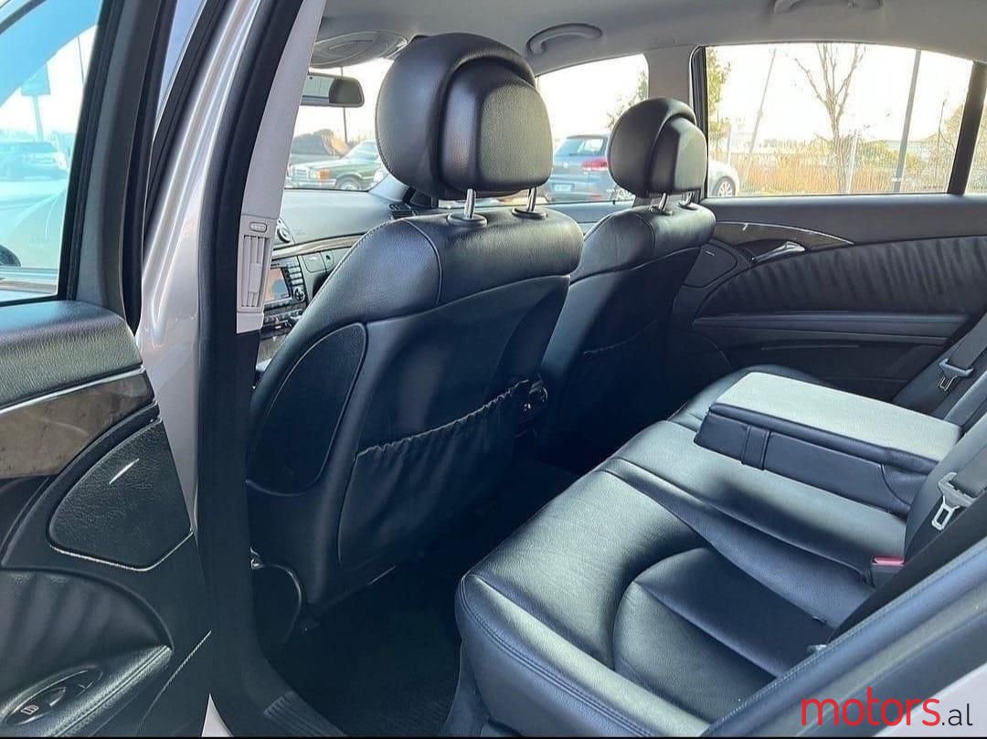 2007' Mercedes-Benz E 280 photo #3