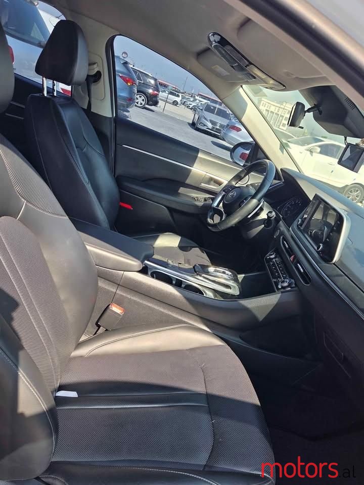 2020' Hyundai Sonata photo #5