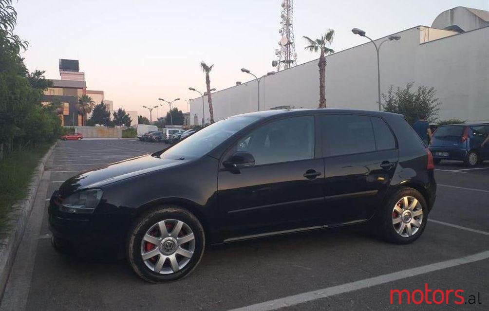 2006' Volkswagen Golf photo #1