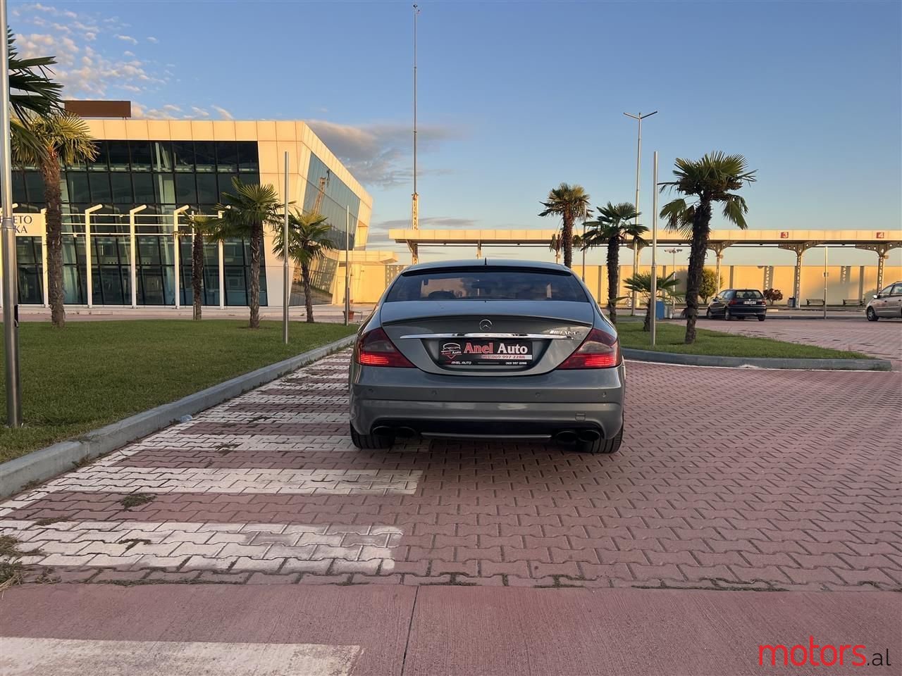 2005' Mercedes-Benz CLS 320 photo #6