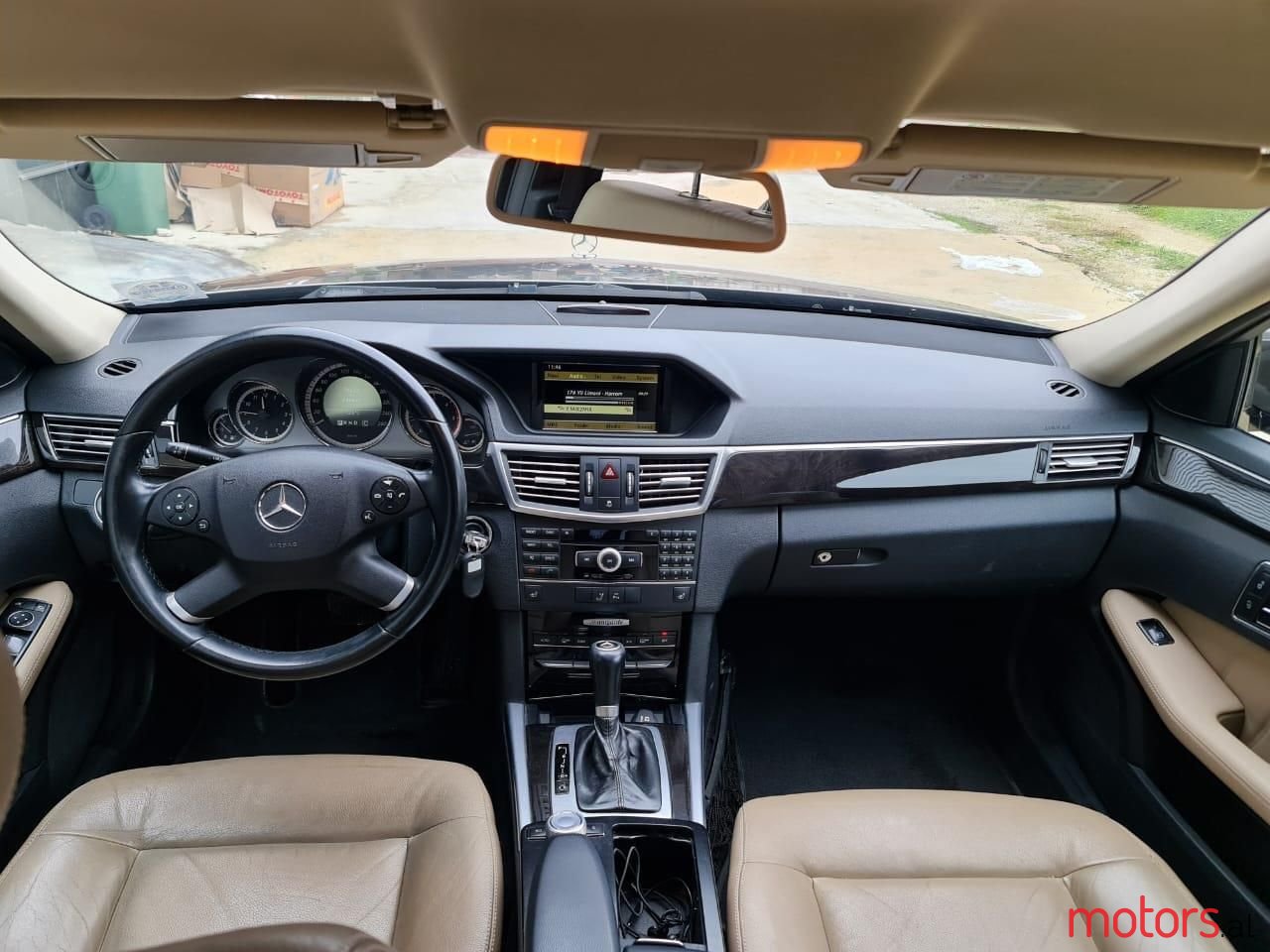 2009' Mercedes-Benz 220 photo #3