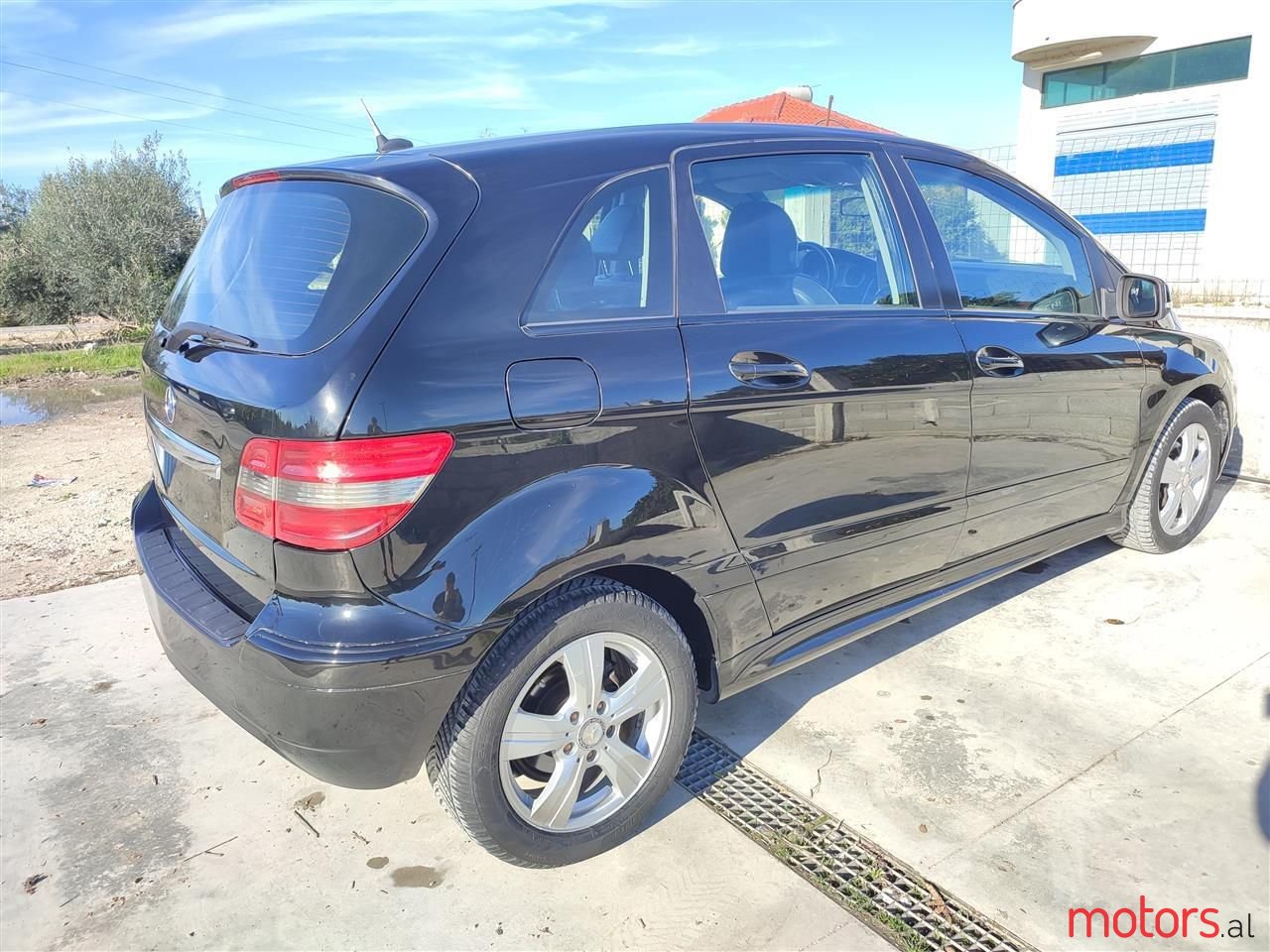 2008' Mercedes-Benz B 180 photo #3