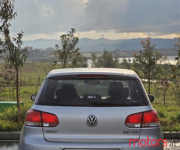 2010' Volkswagen Golf photo #5